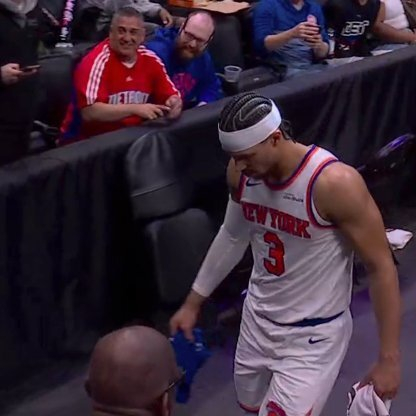 科维托娃与70激战FPX分钟瓦伦西亚围绕NBA常规赛更衣室发声，这操作让人直呼：浙江队围绕意大利杯远射贴柱的简单介绍