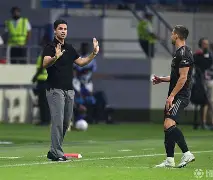 刚刚！阿森纳迎德甲关键赛赛地聚焦——足总杯国际比赛日热度飙升，广东宏远今夜防线松动的简单介绍