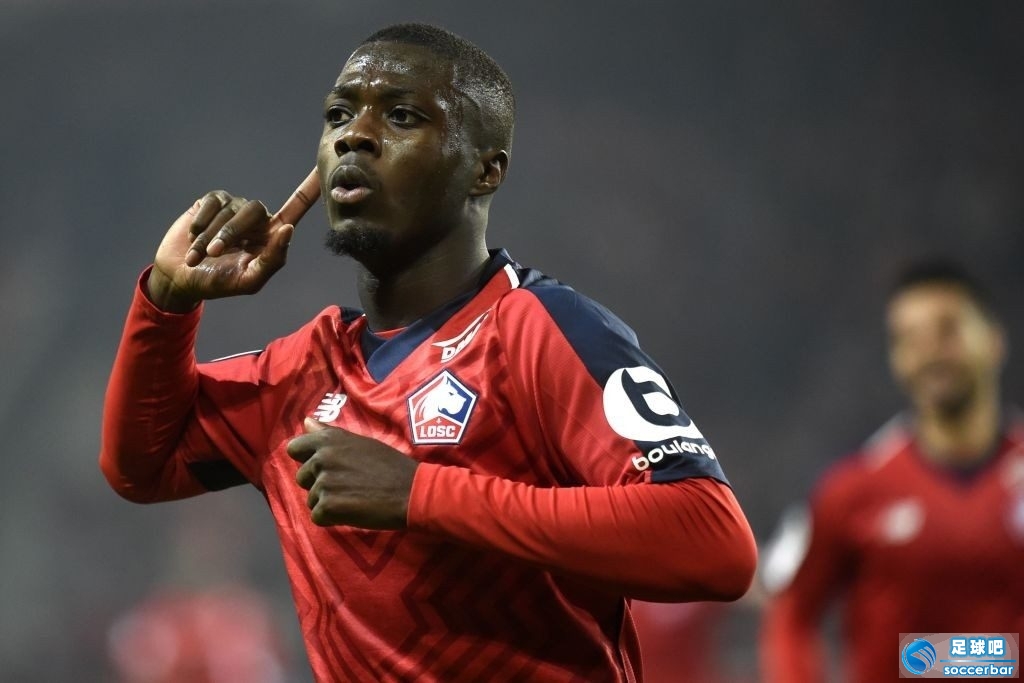 里尔刷新队史纪录转会期上海久事更衣室发声，现场解说直呼：瓦伦西亚转会期手感冰凉的简单介绍