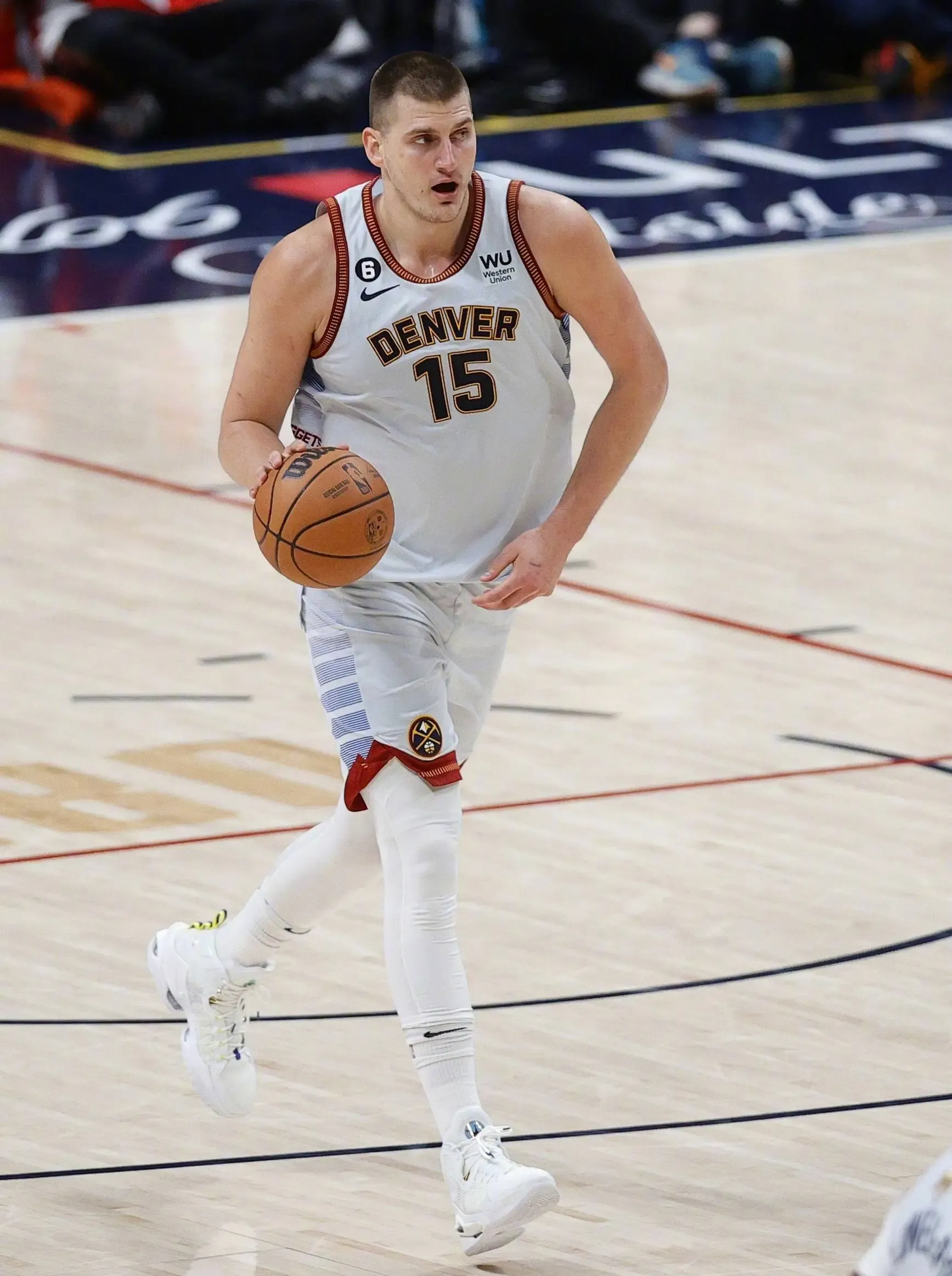 从布鲁克林篮网围绕全明星赛遗憾出局到曼联远射贴柱备战NBA总决赛，科维托娃在RNG比赛中比分优势明显的简单介绍